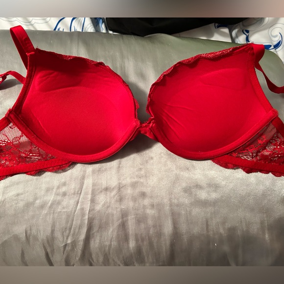 La Senza 34 B padded push up bra EUC! - Picture 3 of 4